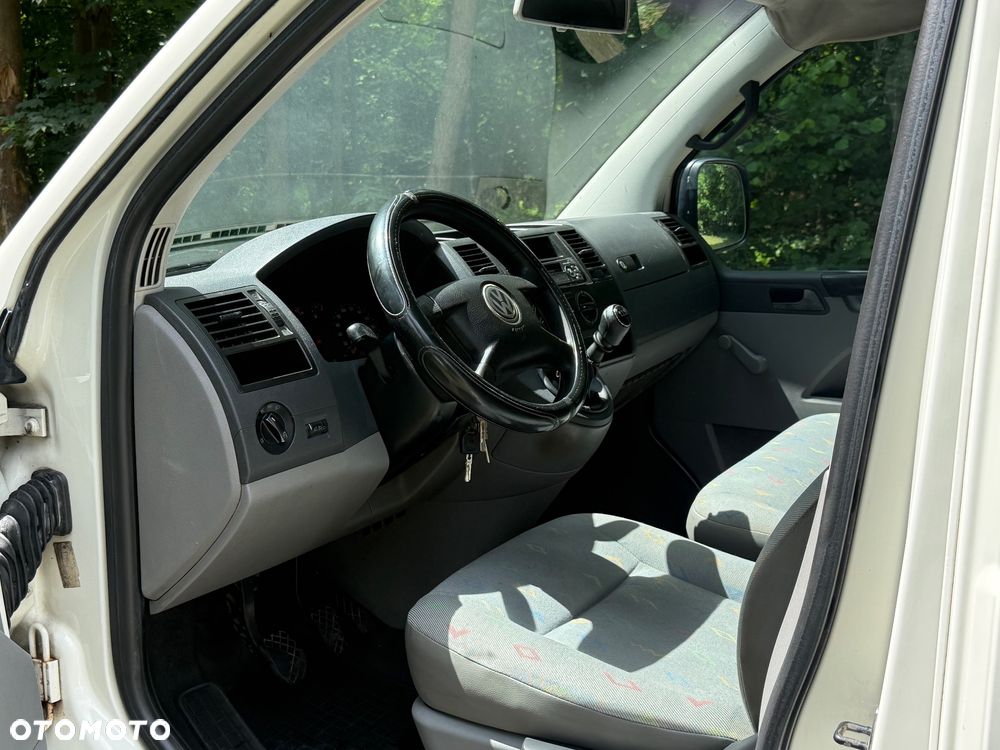 Volkswagen Transporter - 7