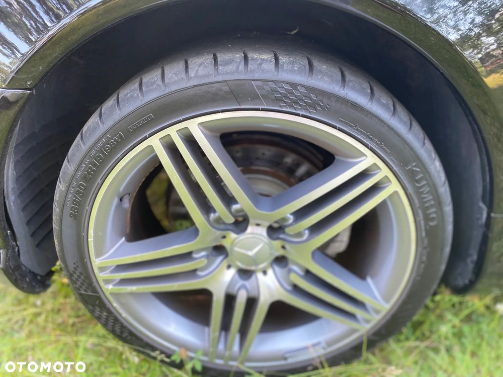 Mercedes-Benz SL - 21