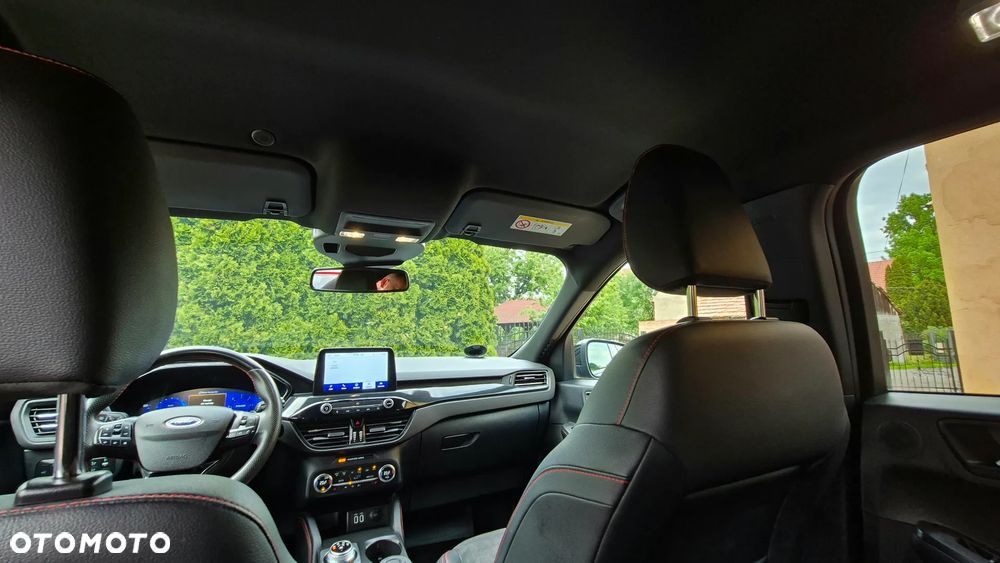 Ford Kuga 1.5 EcoBlue ST-LINE - 39