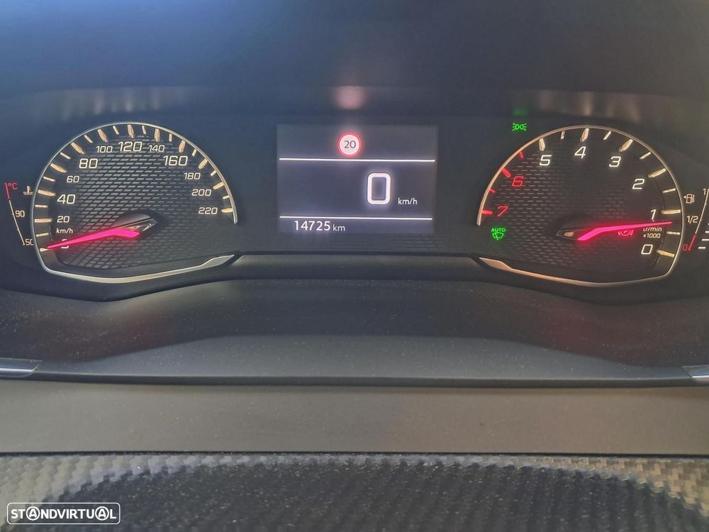 Peugeot 2008 1.2 Style - 18