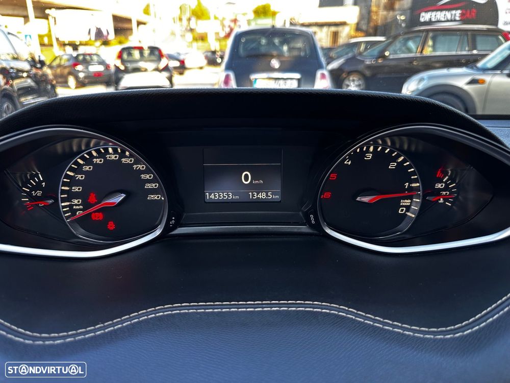 Peugeot 308 1.5 BlueHDi GT Line - 36