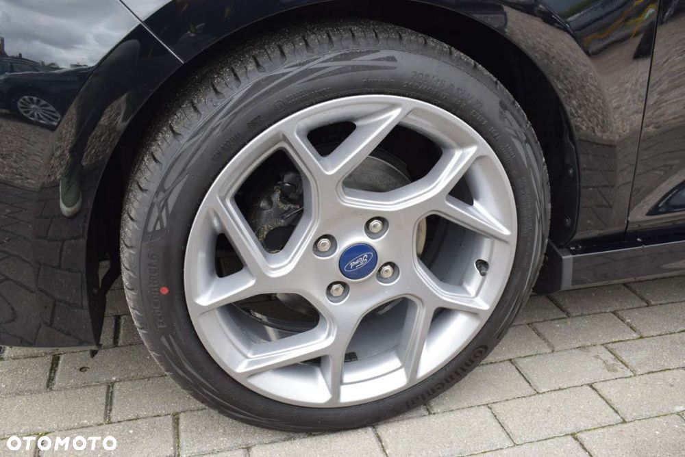 Ford Fiesta - 33