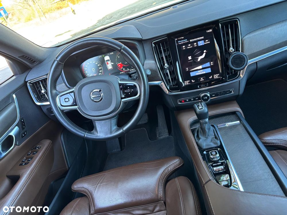 Volvo V90 Cross Country D4 AWD Geartronic Pro - 10