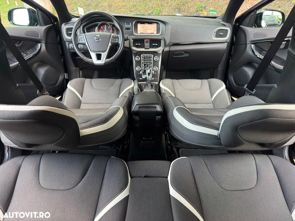 Volvo V40 D2 Geartronic Pro - 6