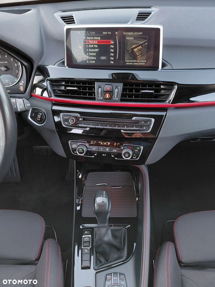 BMW X1 sDrive18i Sport Line - 10