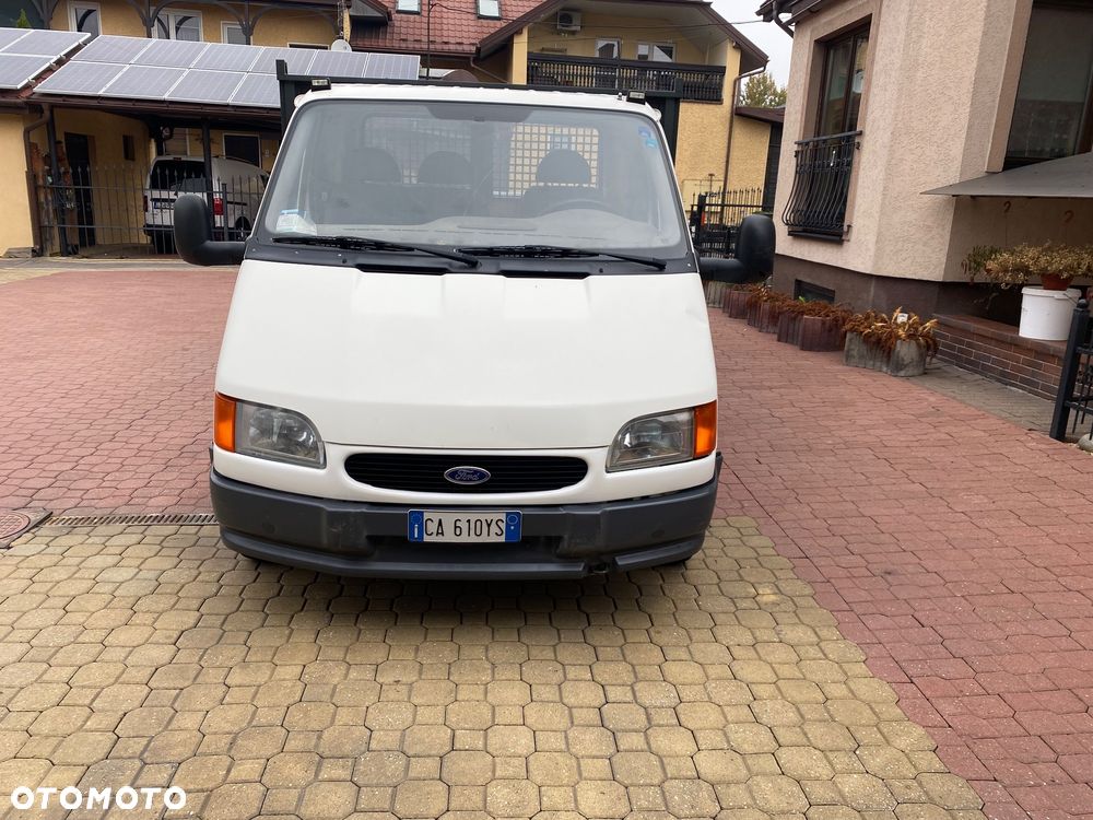 Ford TRANSIT 2,5 D Pompa na linkę, bezwypadkowy - 2