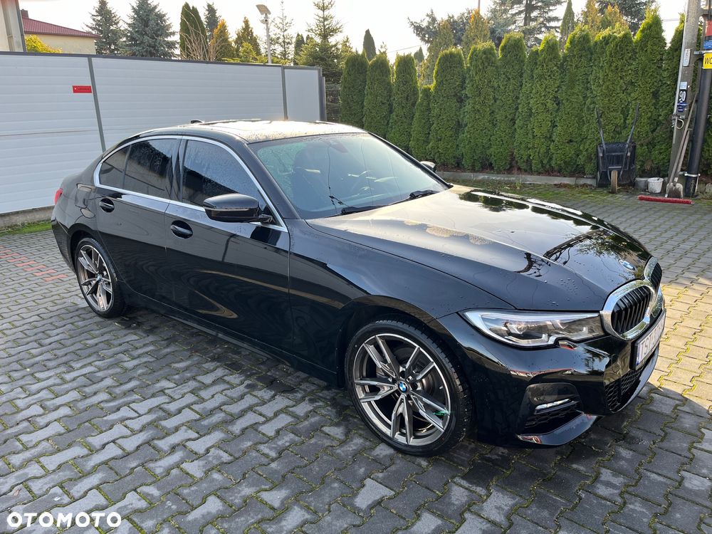 BMW Seria 3 330i xDrive M Sport - 3