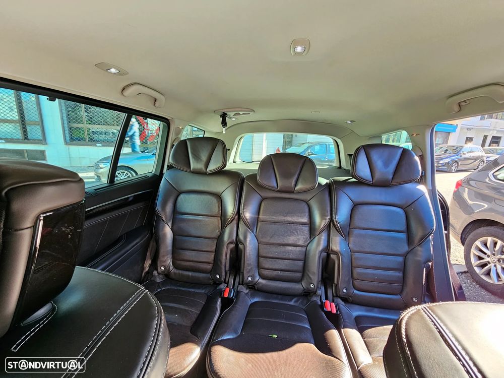 Renault Espace 1.6 dCi Initiale Paris EDC - 7