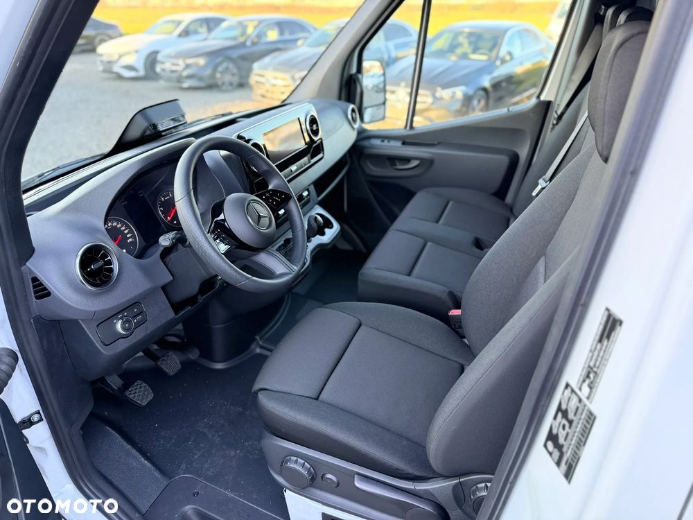 Mercedes-Benz Sprinter 317 CDI - 11
