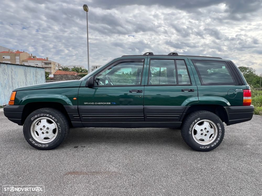 Jeep Grand Cherokee 2.5 TD Official - 1