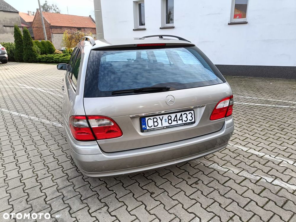 Mercedes-Benz Klasa E - 12