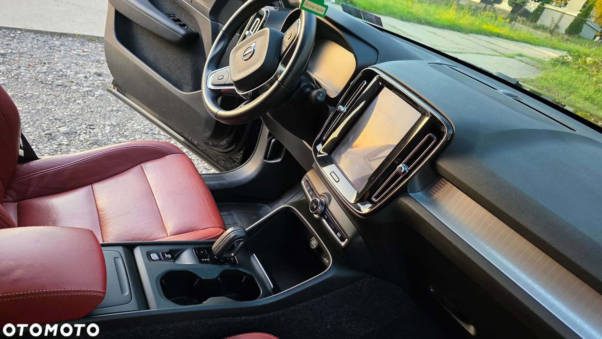 Volvo XC 40 - 32