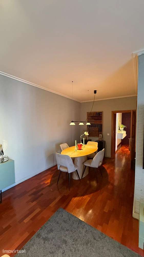 Elegante Apartamento T2 com Garagem e Duas Varandas em S.Vítor – Braga - Grande imagem: 5/31