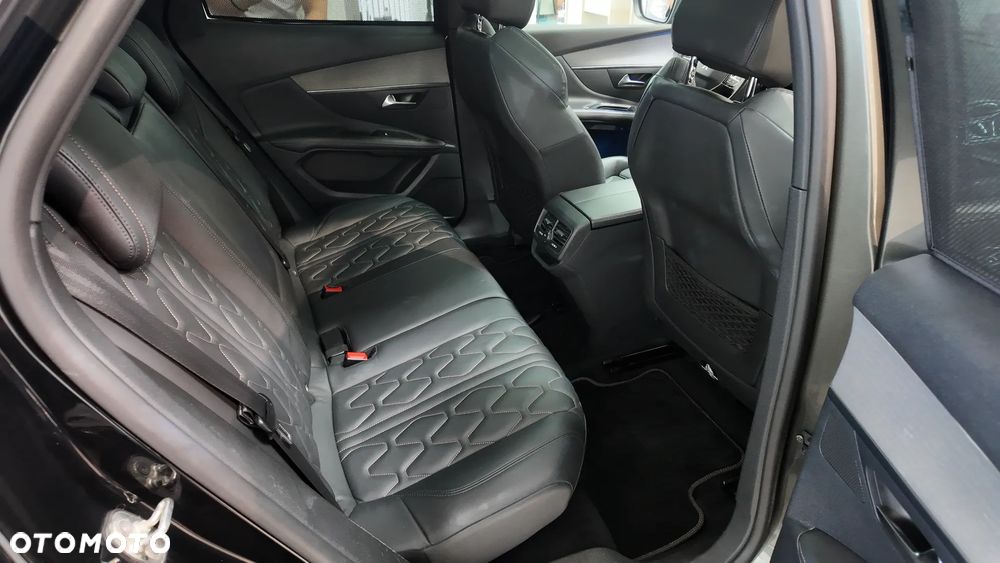 Peugeot 3008 BlueHDi 180 Stop & Start EAT6 GT - 15