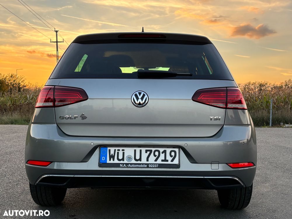 Volkswagen Golf 1.0 TSI Comfortline - 2