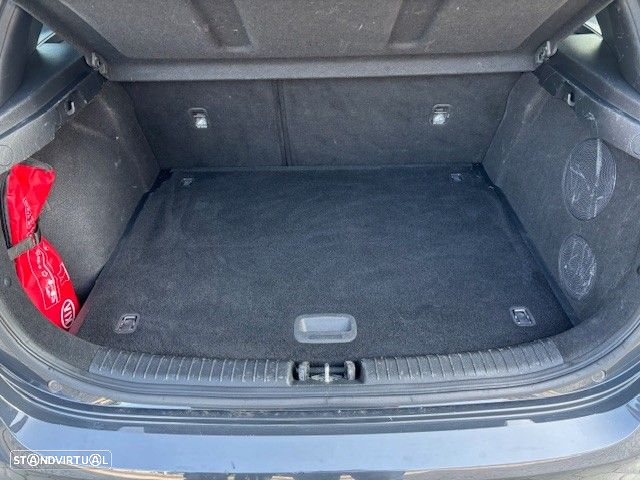 Kia Ceed 1.6 CRDi TX - 17