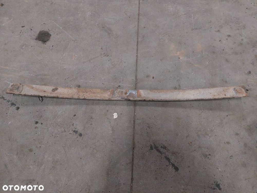 RESOR PIÓROWY TYŁ POMOCNICZY VOLKSWAGEN LT 35 - 1