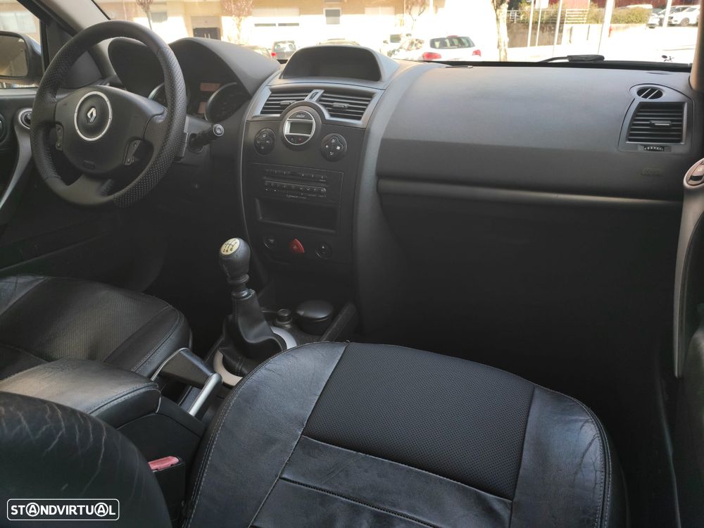 Renault Mégane Break 1.5 dCi Luxe - 25