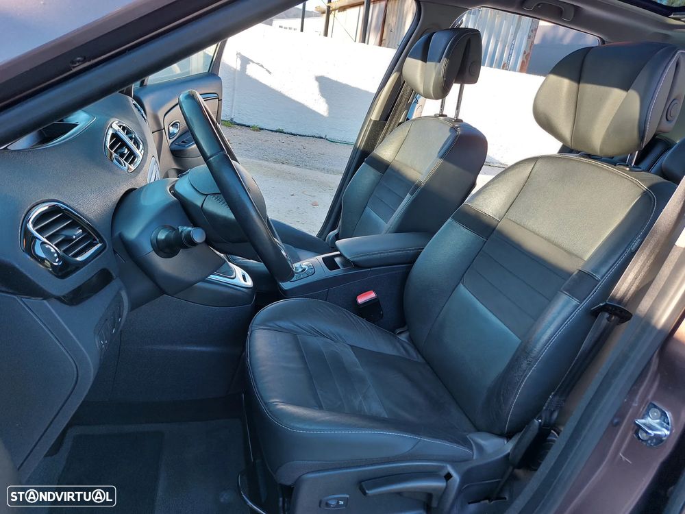 Renault Scénic 1.6 DCi Bose Edition - 10