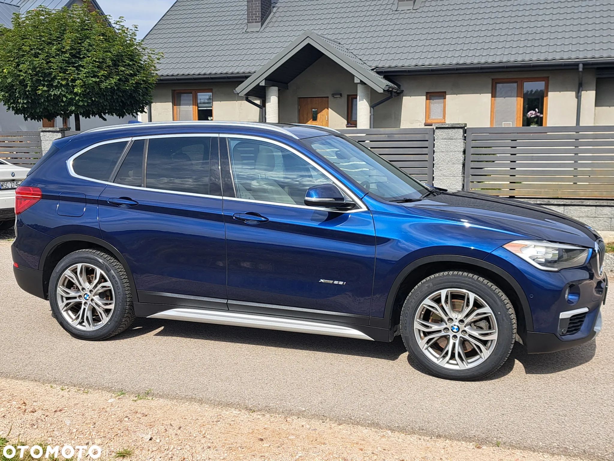BMW X1 - 1