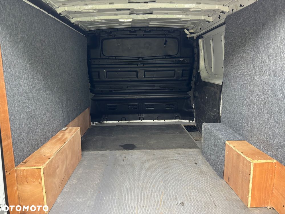 Opel Vivaro - 6