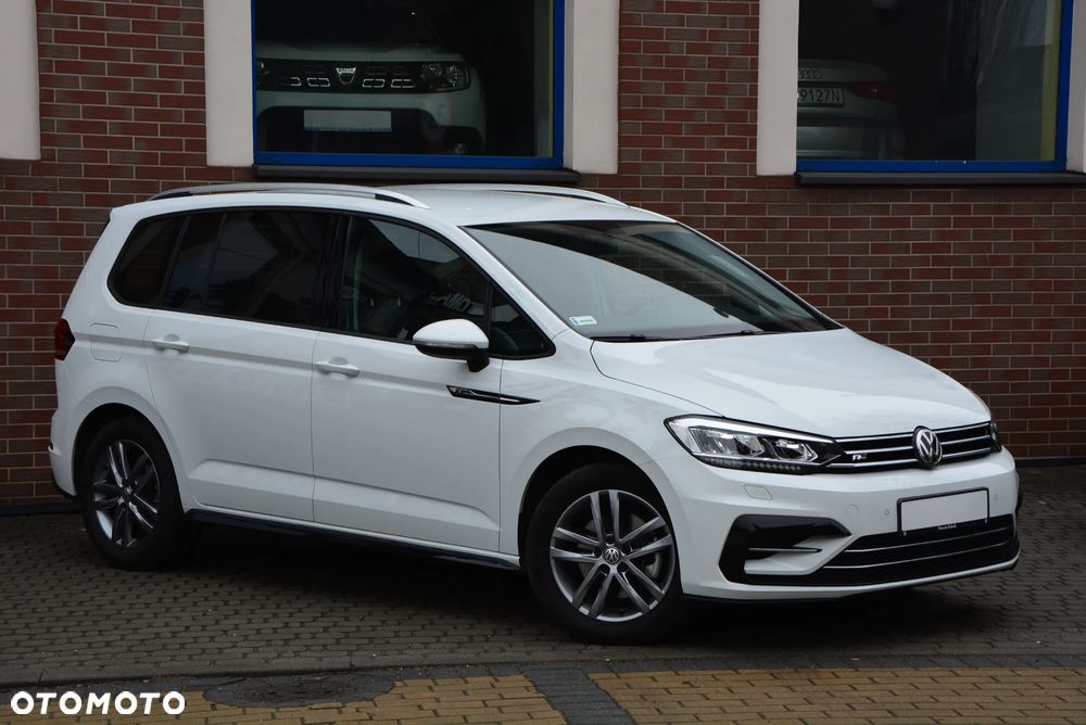 Volkswagen Touran - 10