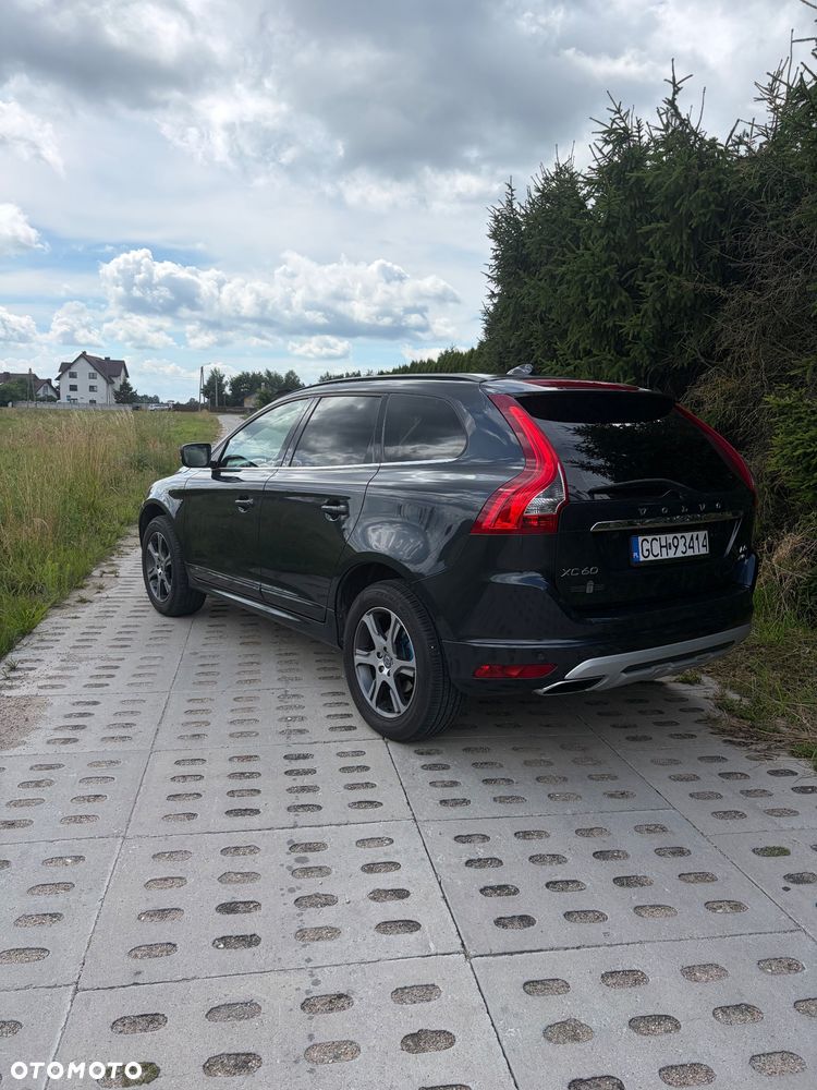 Volvo XC 60 - 4