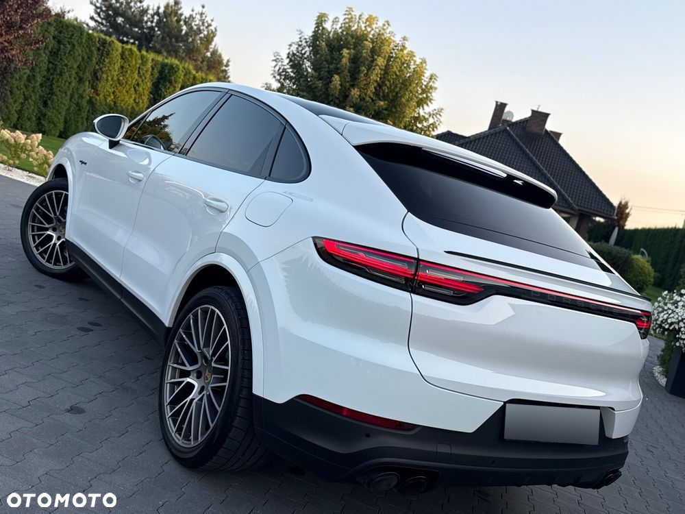 Porsche Cayenne Platinum Edition - 25