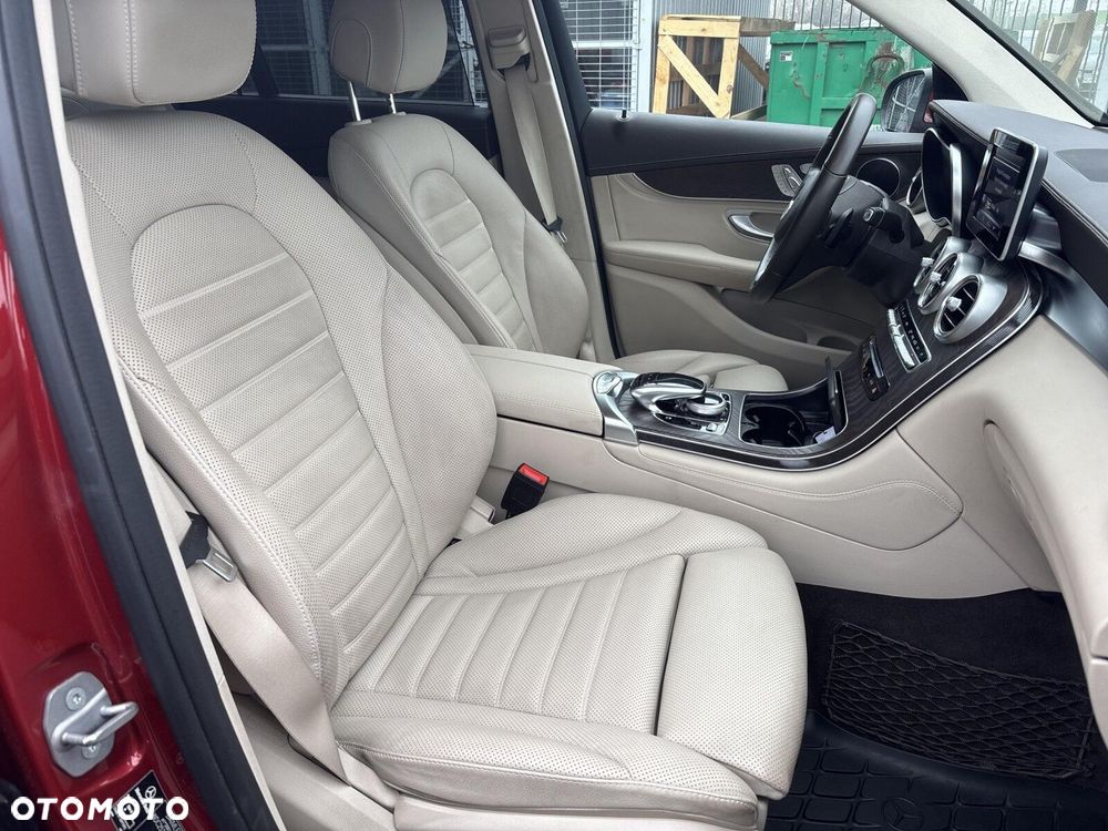 Mercedes-Benz GLC - 18