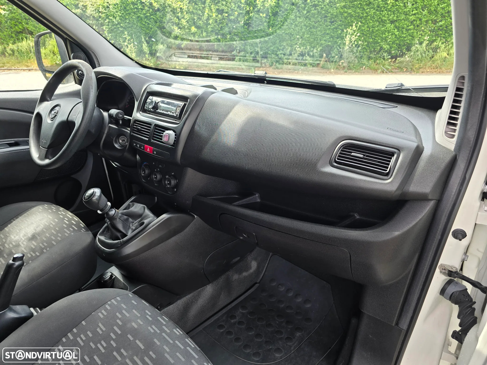 Opel Combo - 17