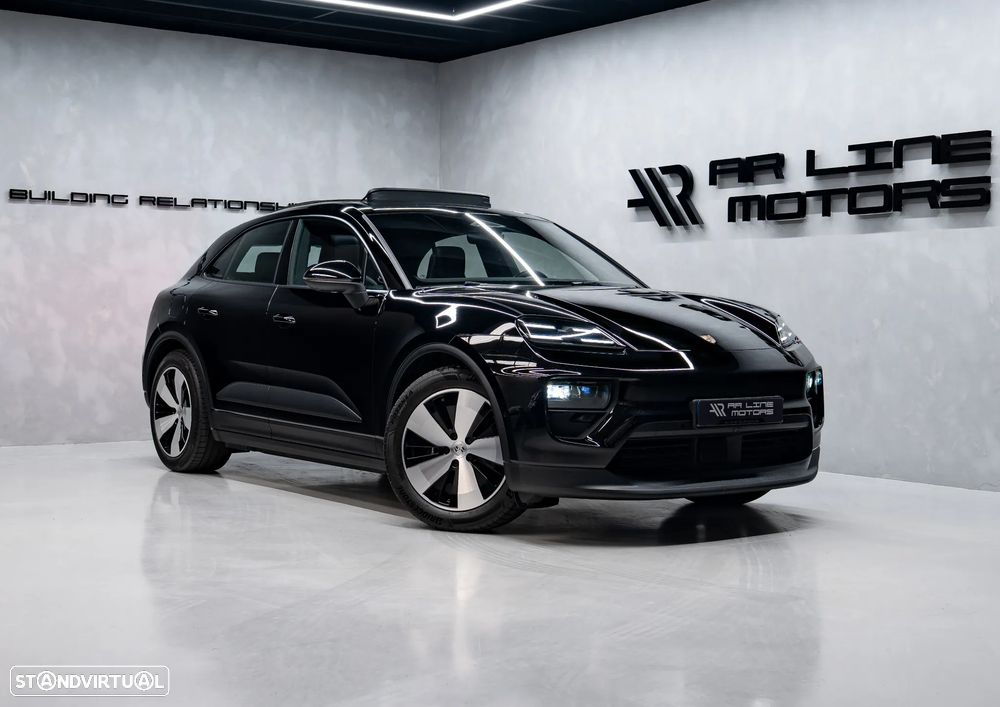 Porsche Macan Electric - 3