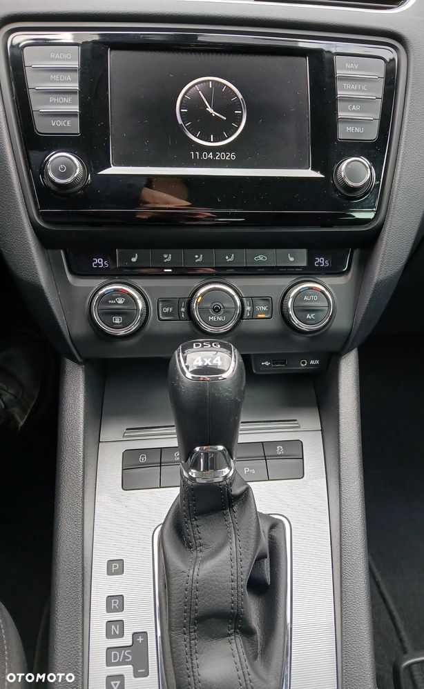Skoda Octavia 2.0 TDI 4x4 Ambition DSG - 16