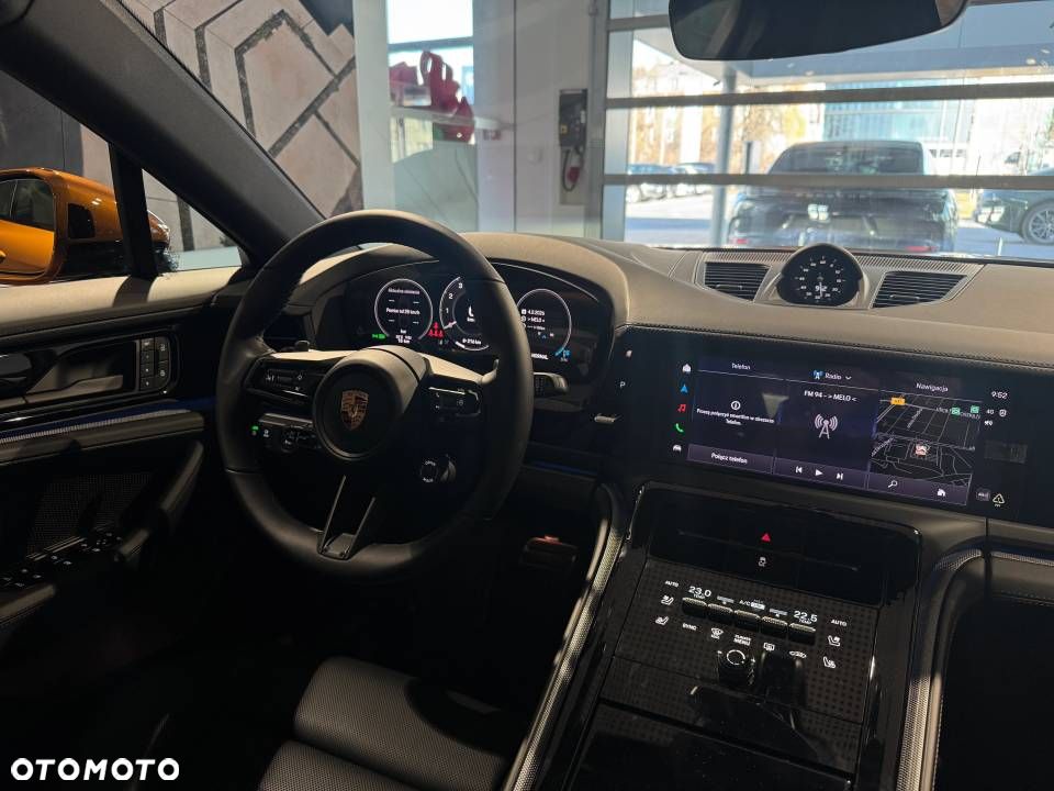 Porsche Panamera 4 - 19