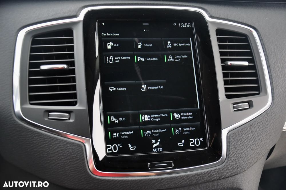 Volvo XC 90 - 22