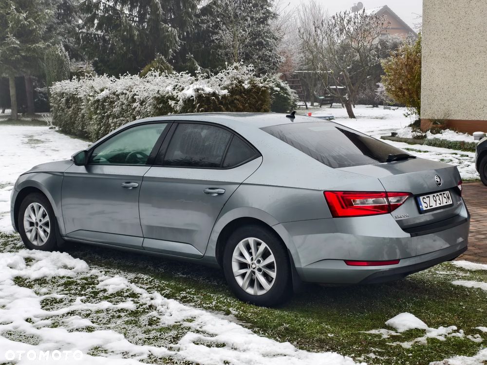 Skoda Superb 1.4 TSI ACT Active - 5