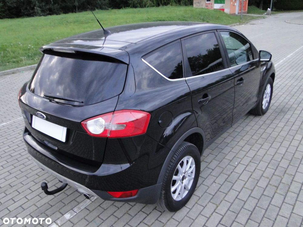 Ford Kuga 2.0 TDCi 4x4 Titanium - 22