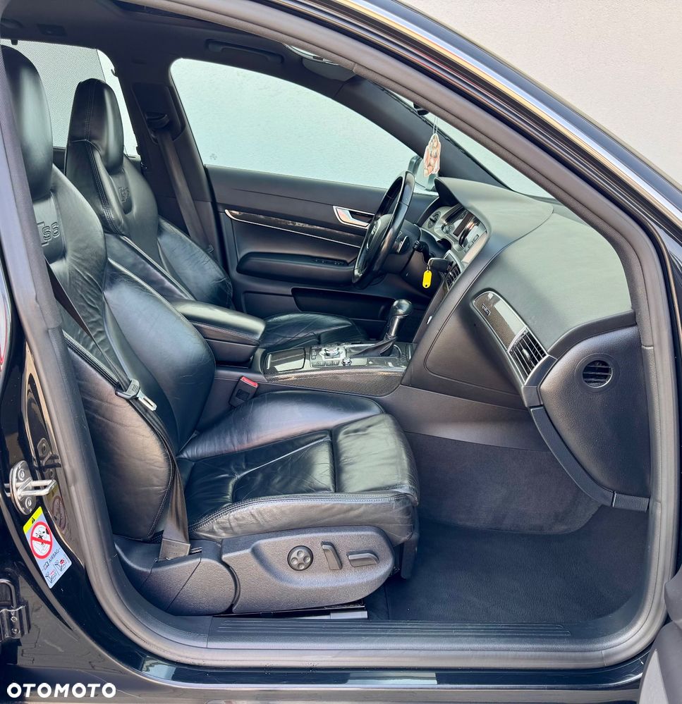 Audi S6 Avant Standard - 14