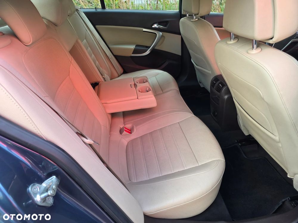 Opel Insignia 2.0 Turbo Cosmo - 13