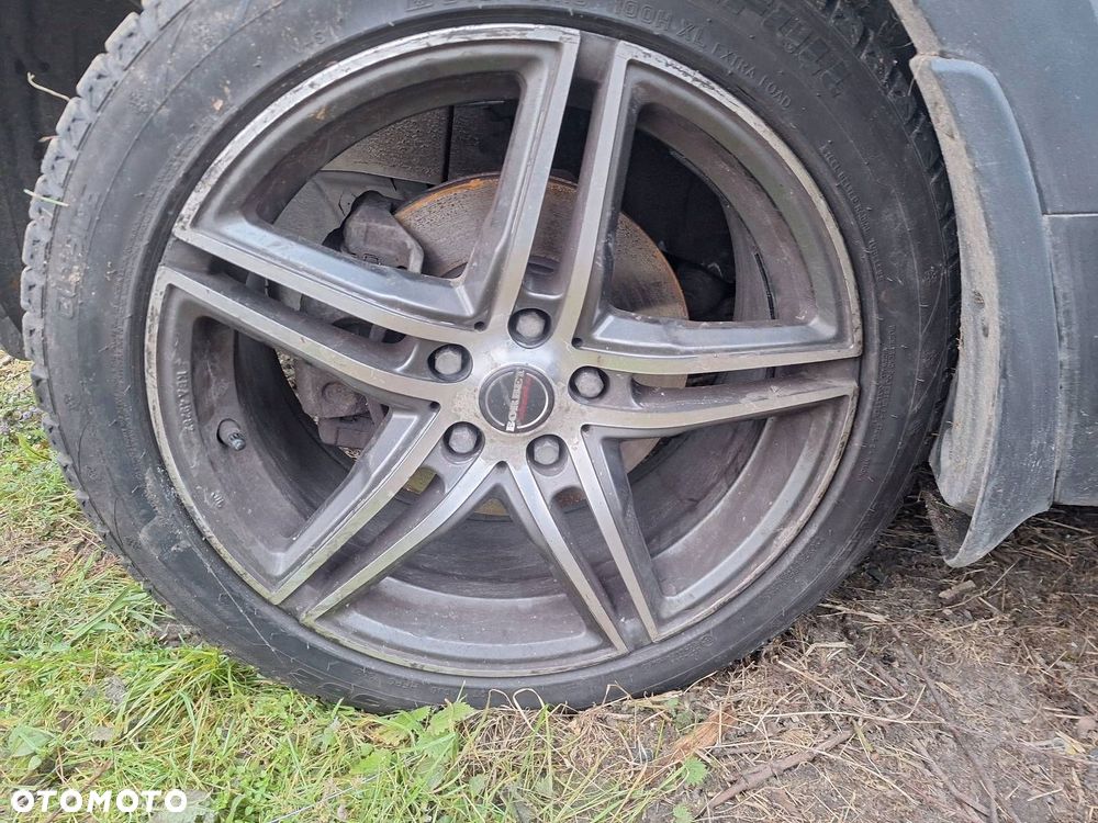 FELGI ALUMINIOWE KOMPLET 4SZT 5X114,3 FI 67,1 8JX18 ET 45 BORBET XRT - 4