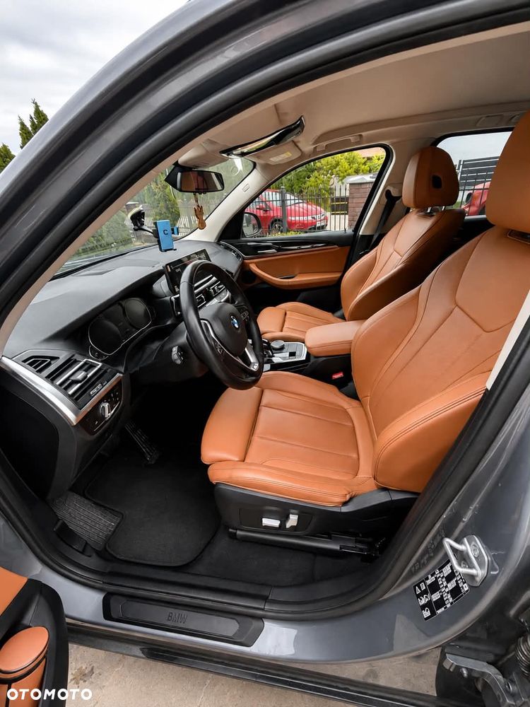 BMW X3 xDrive20d - 8