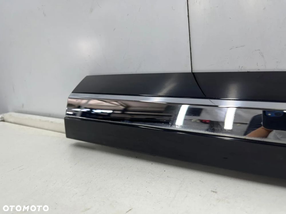 Listwa VW Arteon 2017r.- PRAWA przednia dolna nakładka drzwi prawy przód chrom 3g8859701b - 23