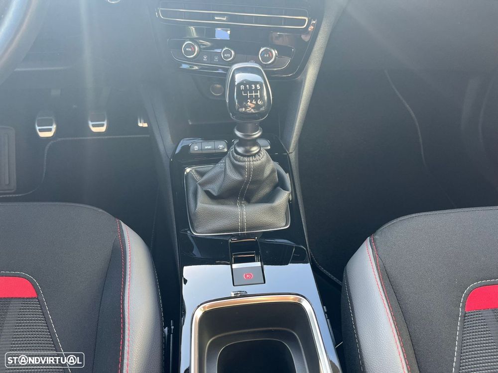 Opel Mokka 1.2 T GS Line - 28