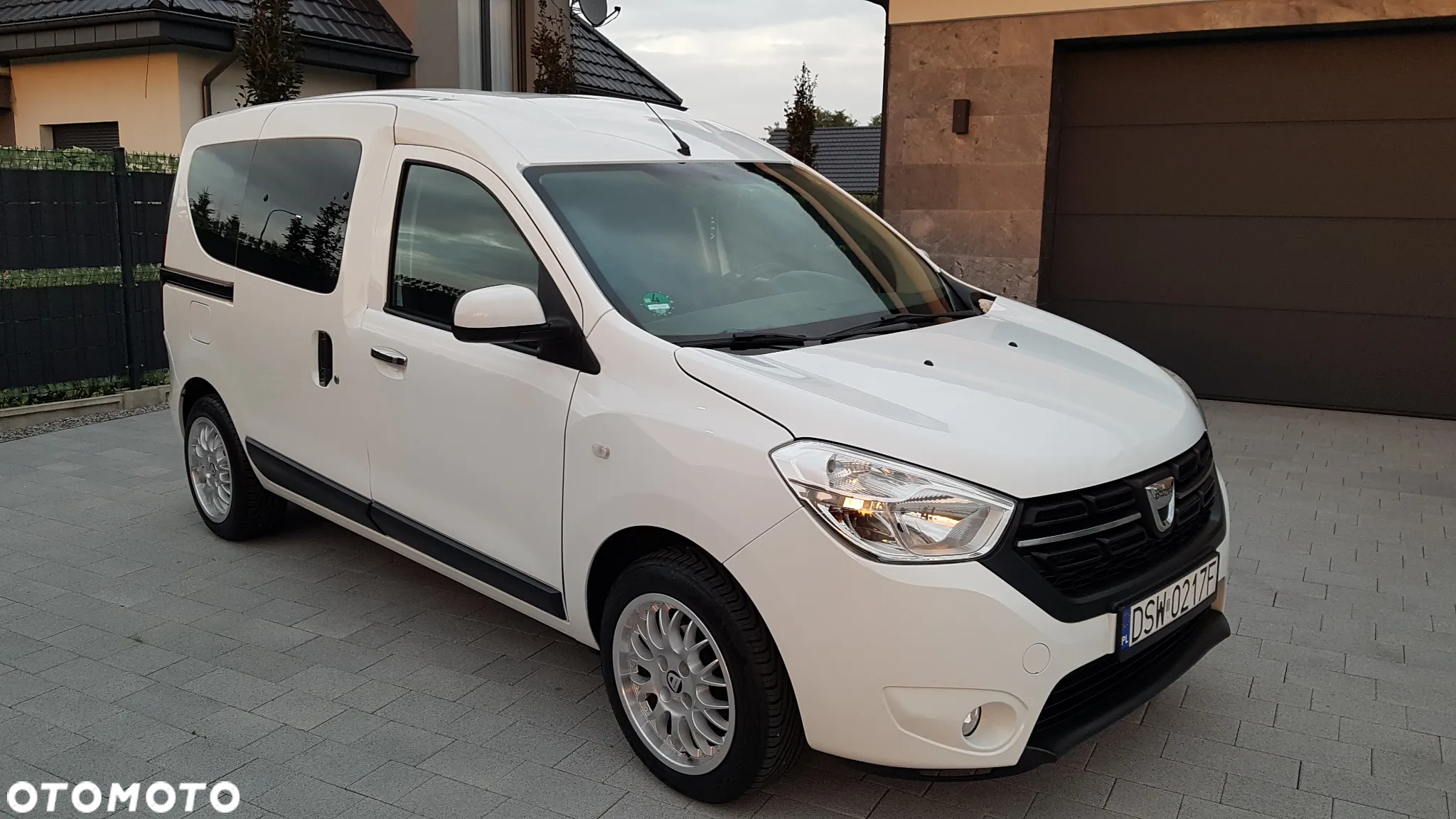 Dacia Dokker 1.6 SCe Laureate - 3