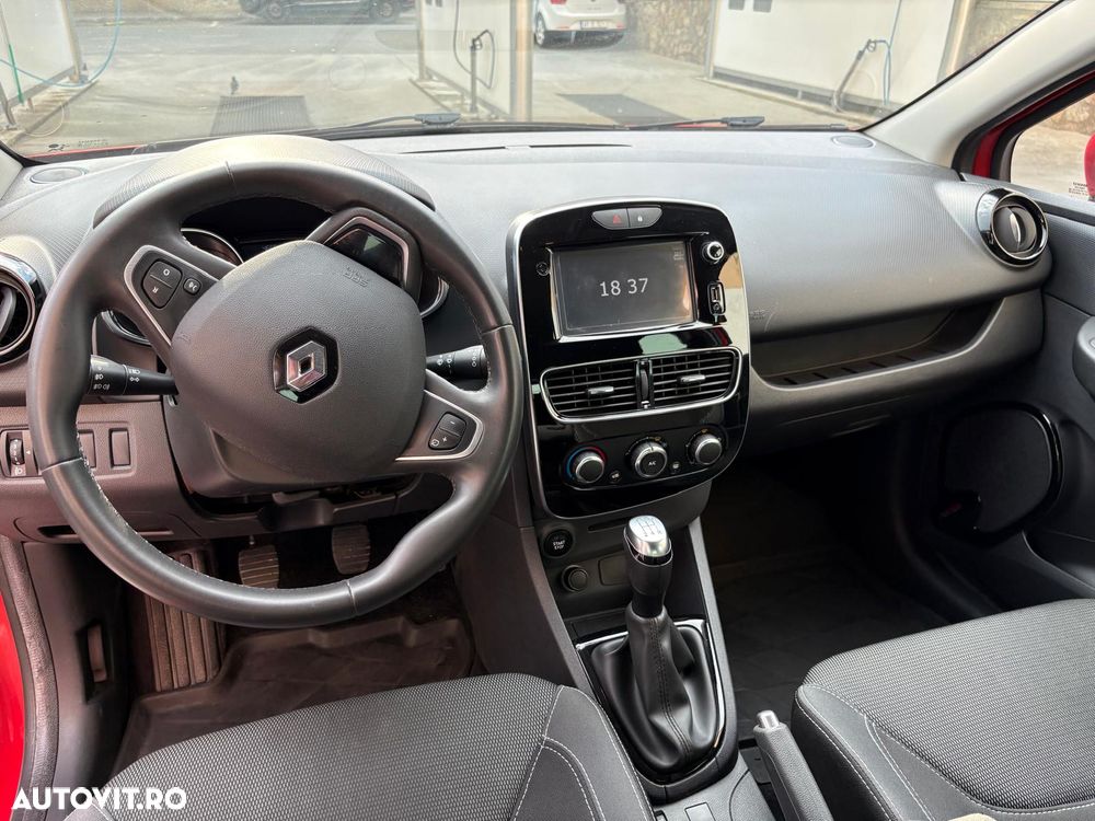 Renault Clio 1.2 Zen - 13