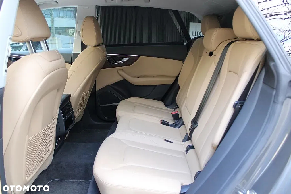 Audi Q8 55 TFSI quattro tiptronic - 10