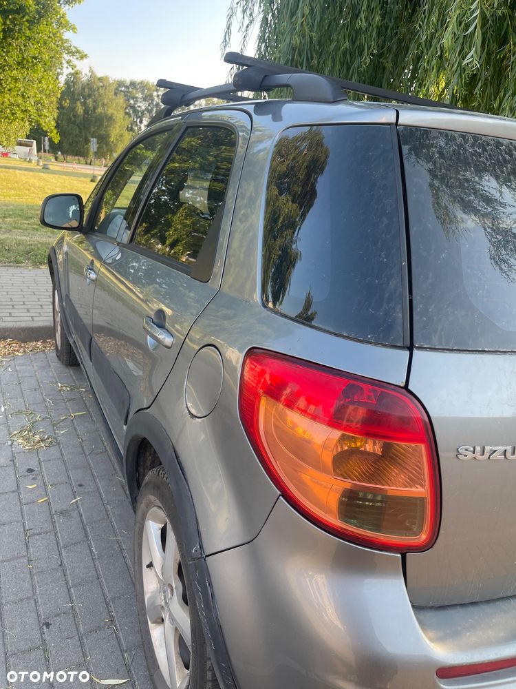 Suzuki SX4 - 8
