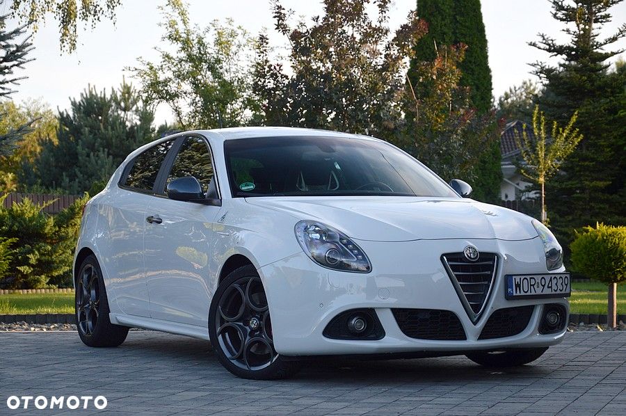 Alfa Romeo Giulietta 1.8 TBi 16V TCT Quadrifoglio Verde - 2