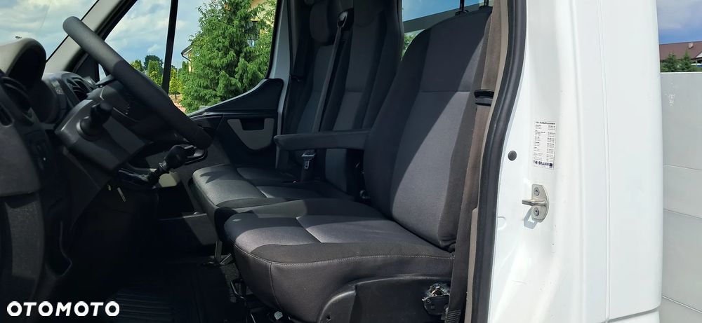 Renault Master 2.3 165 DCI RWD - 27