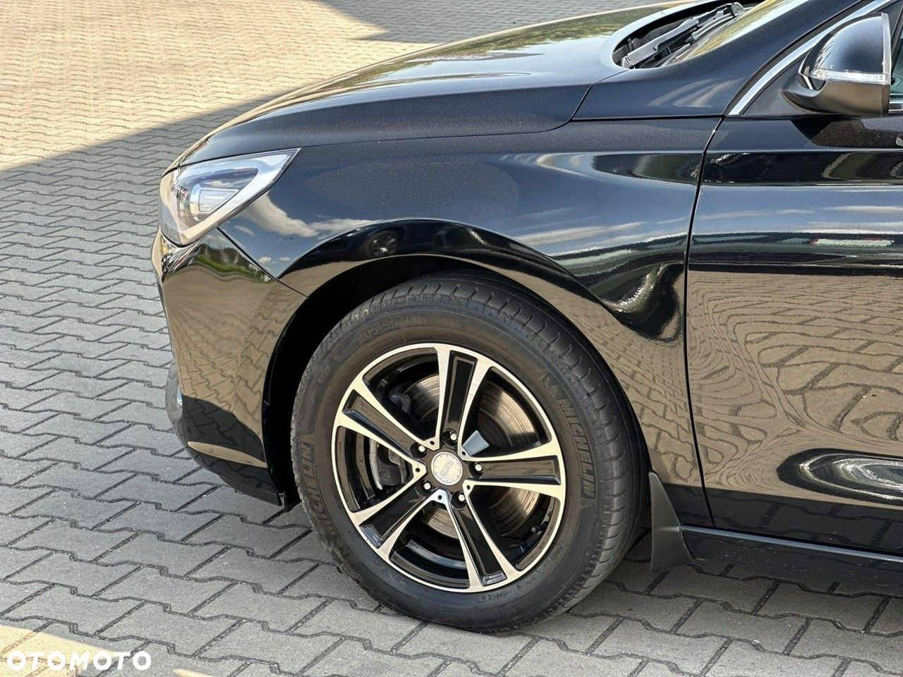Hyundai i30 1.4 T-GDI Fastback Premium - 12