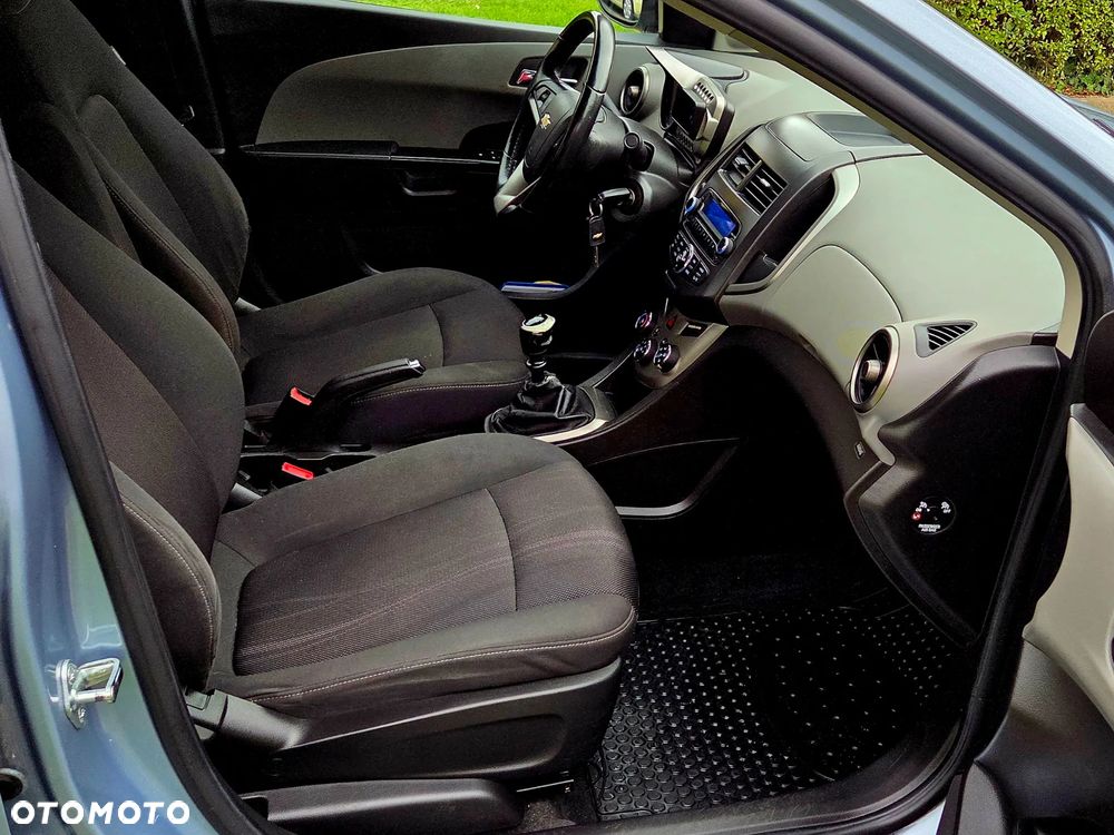 Chevrolet Aveo 1.4 LT - 7